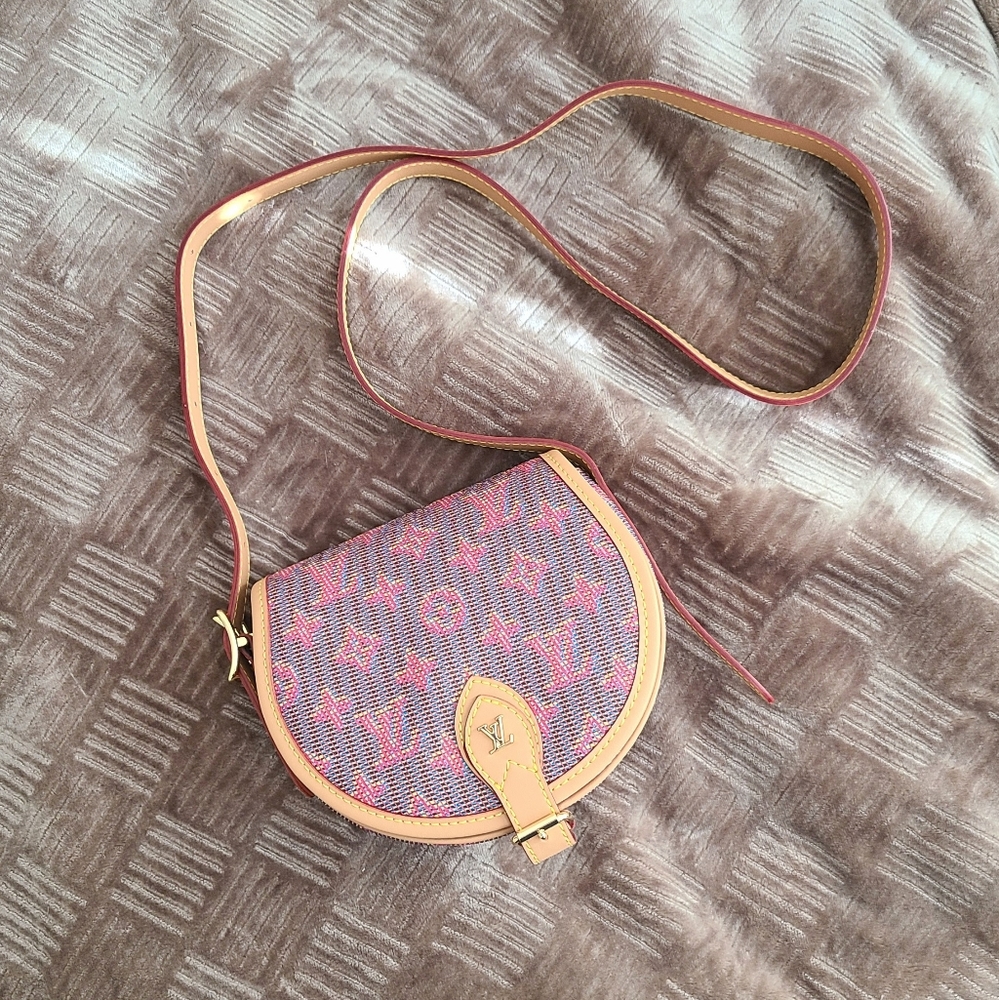 Louis Vuitton Tambourin
